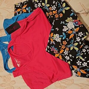 Work out outfit, selling all 3 pieces